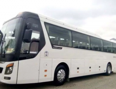 Thuê xe 45 chỗ đưa đón công nhân tại Long Khánh