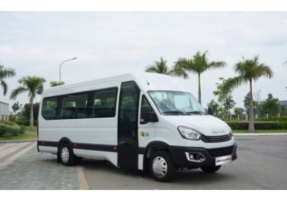 Thuê xe Iveco 19 chỗ daily plus giá rẻ