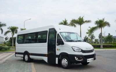 Thuê xe Iveco 19 chỗ daily plus giá rẻ